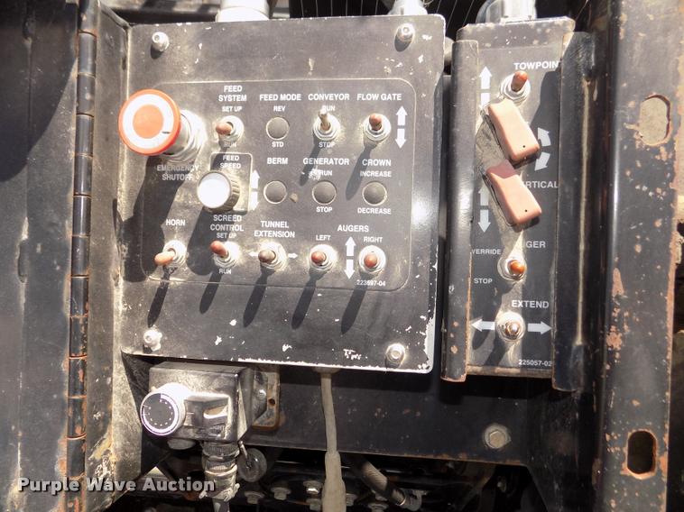 image for item DA3035 2005 Roadtec RP-190 paver