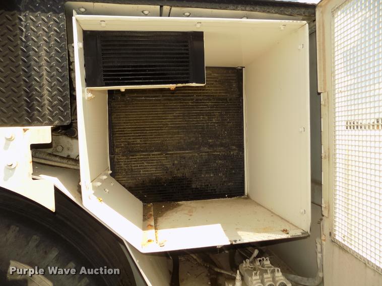 image for item DA3035 2005 Roadtec RP-190 paver