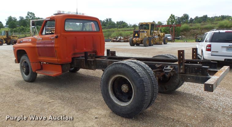 image for item DB1353 1969 Ford 600 truck chassis