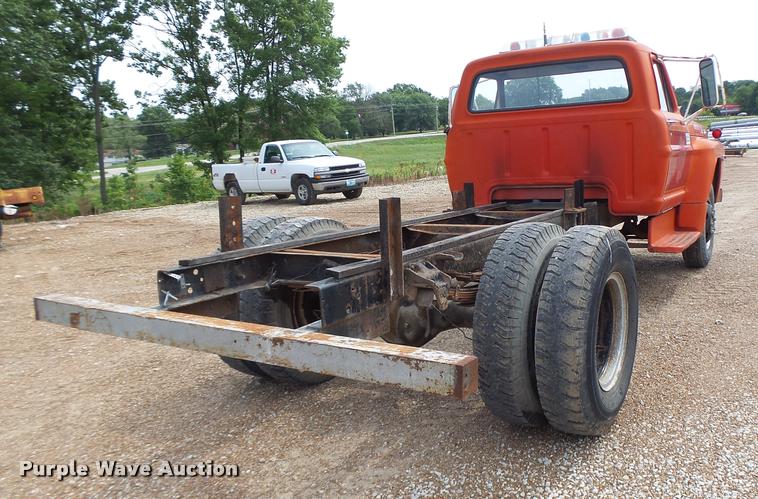 image for item DB1353 1969 Ford 600 truck chassis