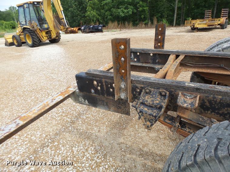 image for item DB1353 1969 Ford 600 truck chassis