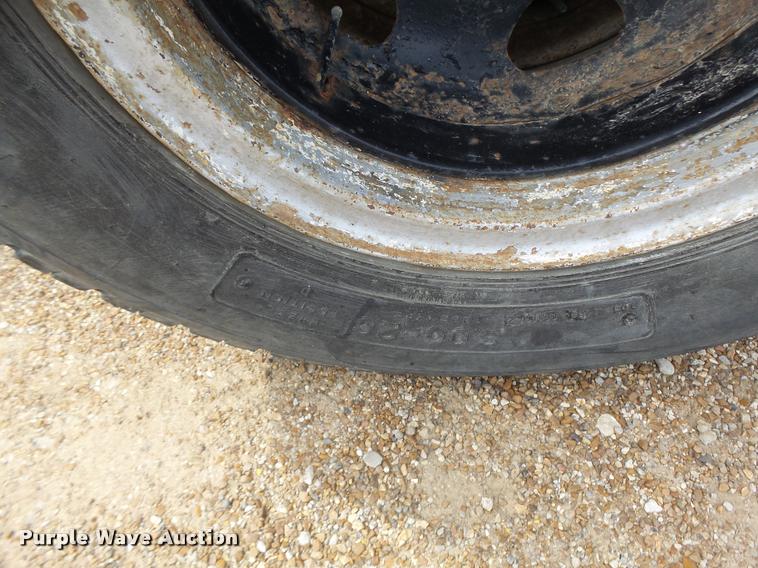 image for item DB1353 1969 Ford 600 truck chassis