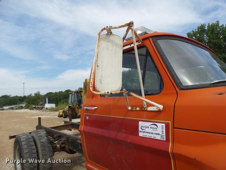 image for item DB1353 1969 Ford 600 truck chassis