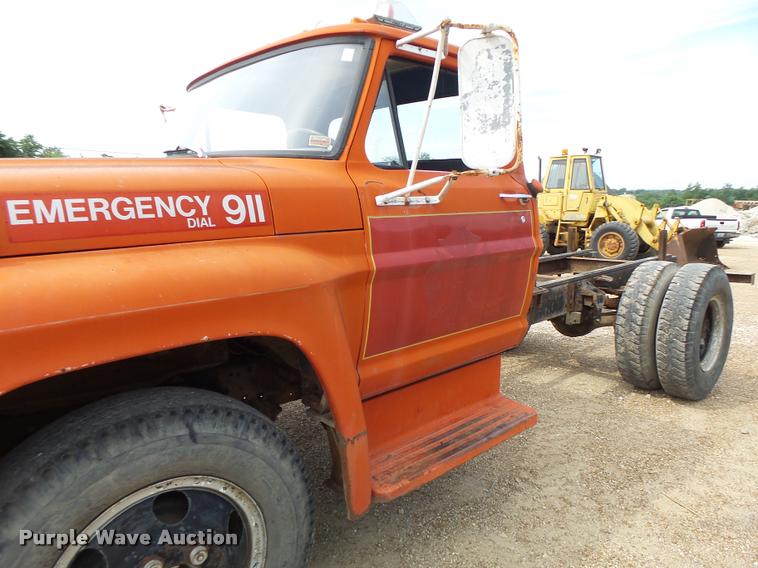 image for item DB1353 1969 Ford 600 truck chassis