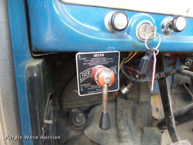 image for item DB1353 1969 Ford 600 truck chassis