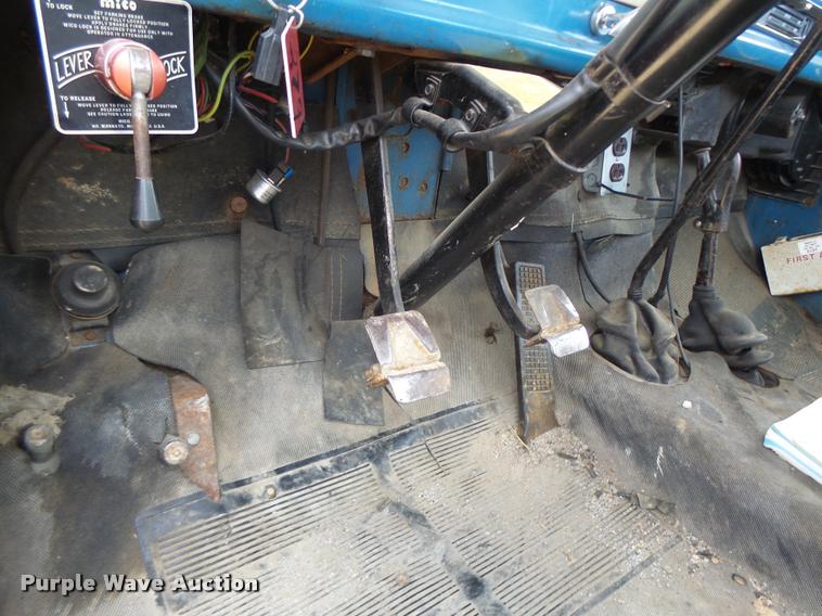 image for item DB1353 1969 Ford 600 truck chassis