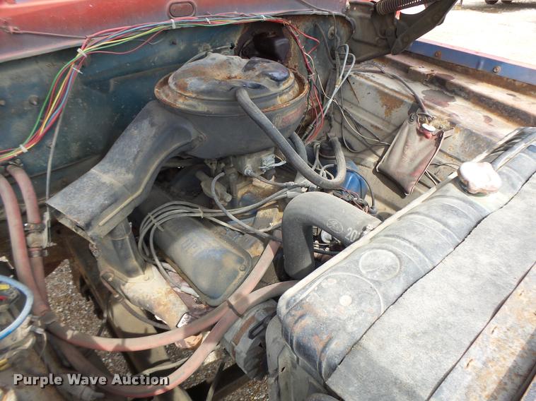 image for item DB1353 1969 Ford 600 truck chassis