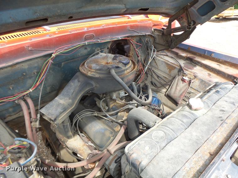 image for item DB1353 1969 Ford 600 truck chassis