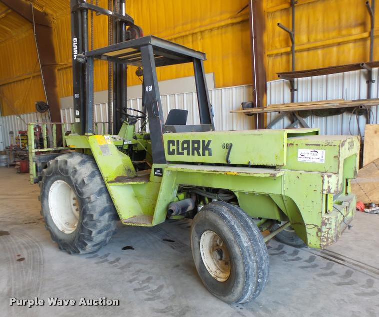 image for item DB1358 Clark DRT-30 forklift