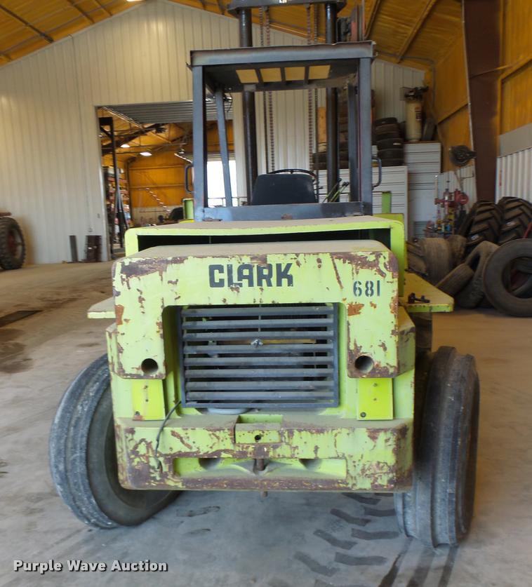 image for item DB1358 Clark DRT-30 forklift