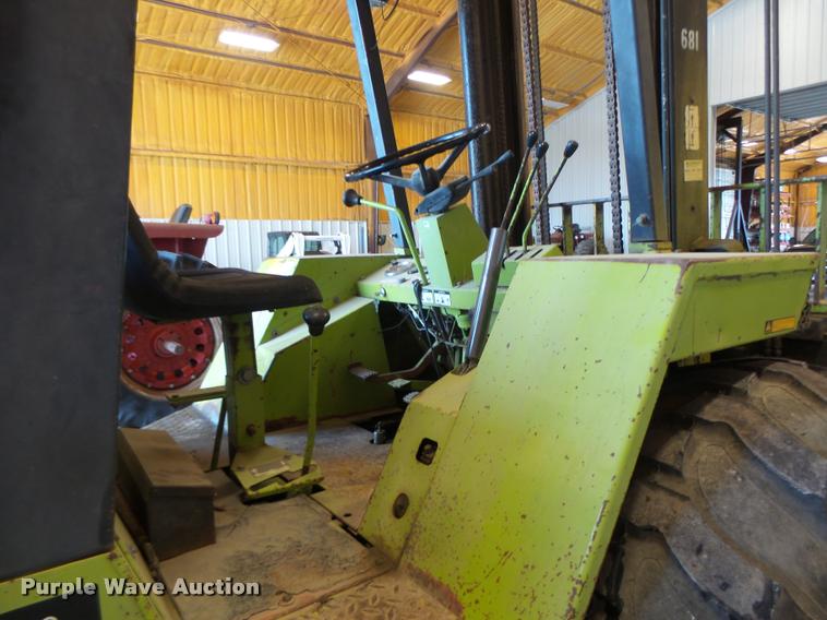 image for item DB1358 Clark DRT-30 forklift