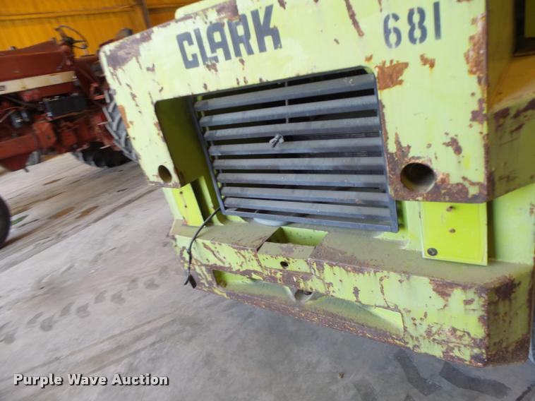 image for item DB1358 Clark DRT-30 forklift