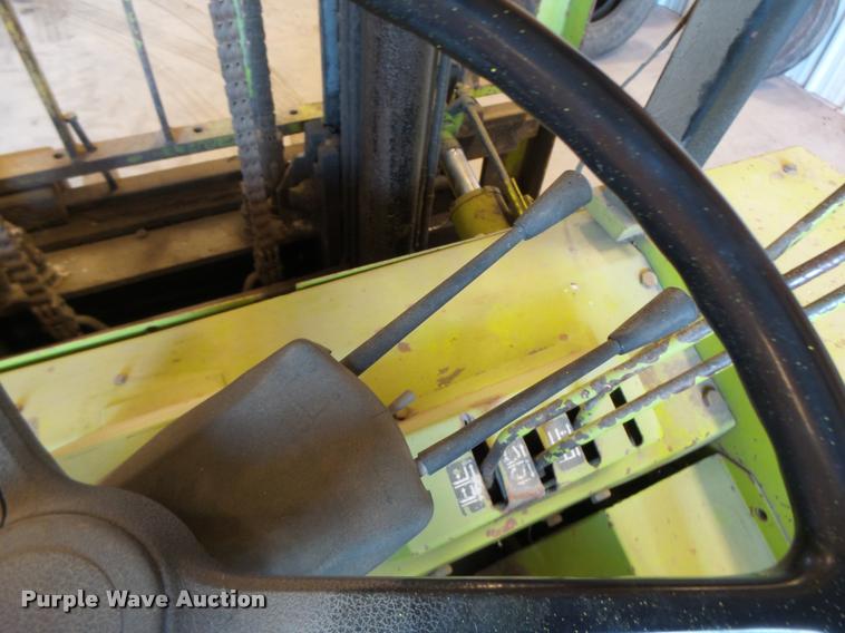 image for item DB1358 Clark DRT-30 forklift