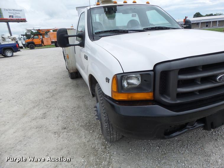 image for item DB1382 1999 Ford F350 Super Duty bucket truck