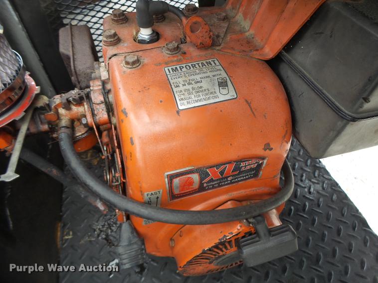 image for item DB1382 1999 Ford F350 Super Duty bucket truck