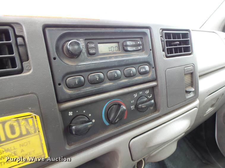 image for item DB1382 1999 Ford F350 Super Duty bucket truck