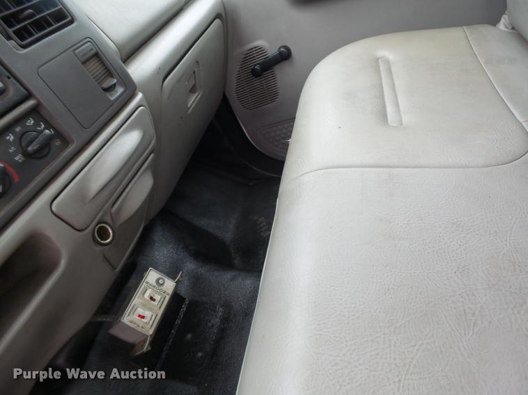 image for item DB1382 1999 Ford F350 Super Duty bucket truck