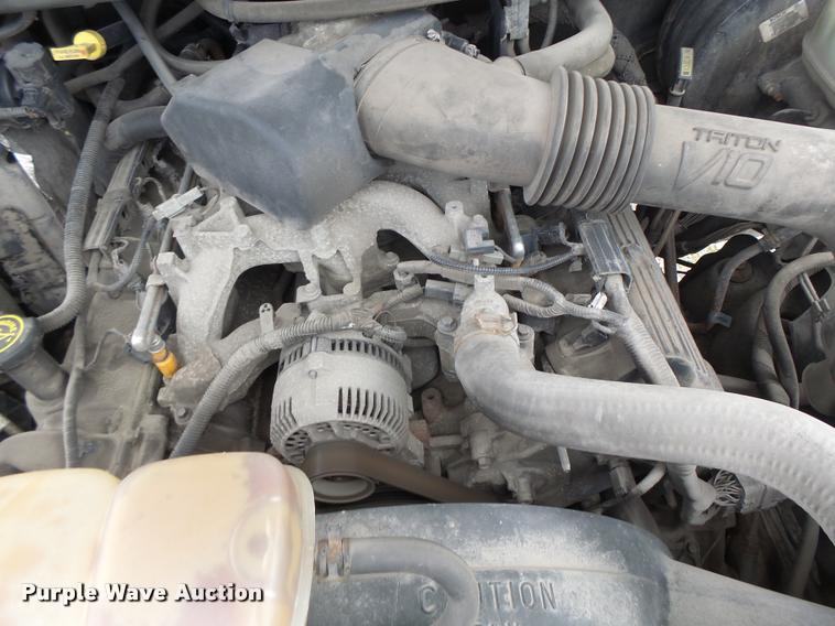 image for item DB1382 1999 Ford F350 Super Duty bucket truck