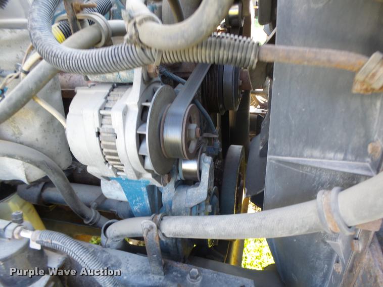 image for item DB1396 1999 International 4700 flatbed truck