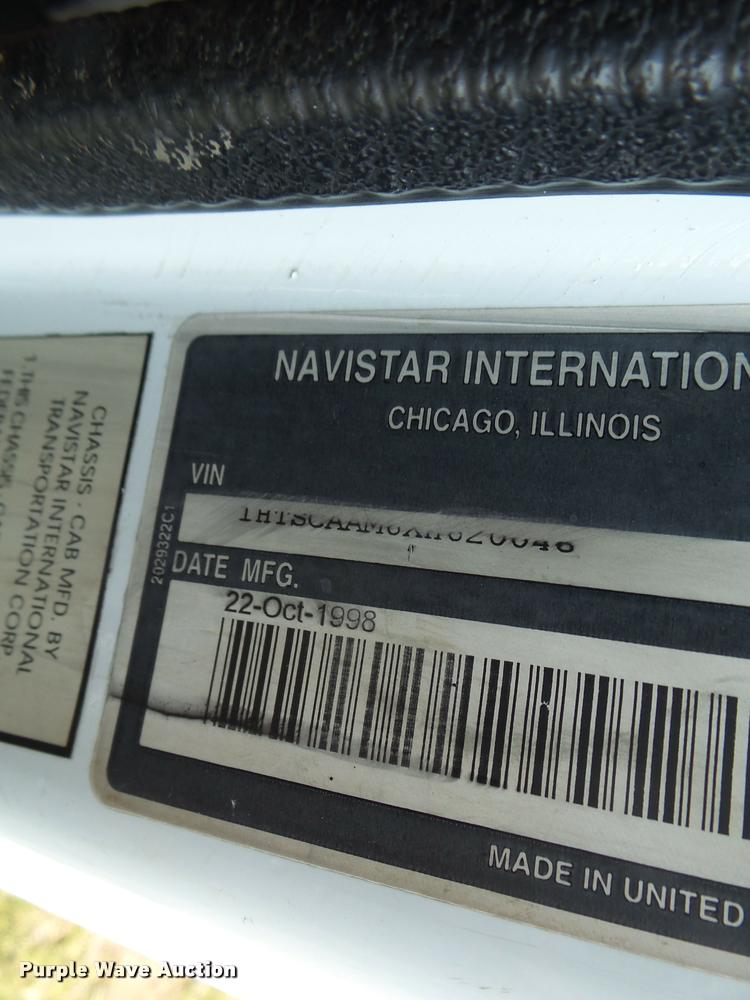 image for item DB1396 1999 International 4700 flatbed truck