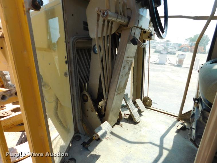 image for item DB9410 1994 John Deere 770BH motor grader