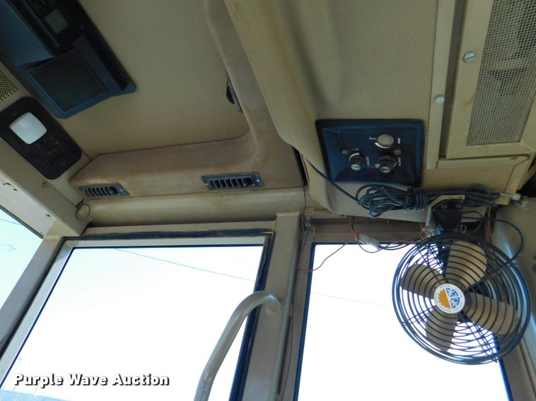 image for item DB9410 1994 John Deere 770BH motor grader