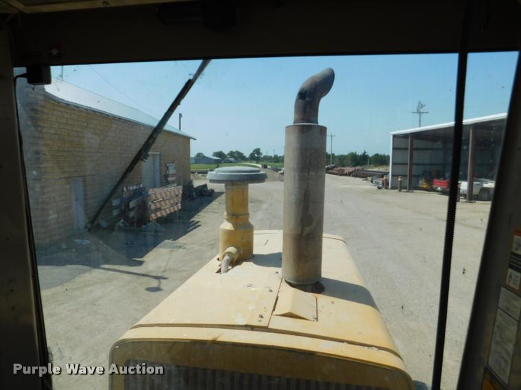 image for item DB9410 1994 John Deere 770BH motor grader