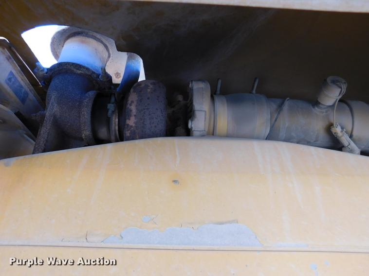 image for item DB9410 1994 John Deere 770BH motor grader