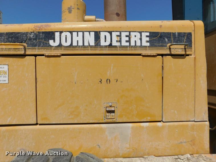 image for item DB9410 1994 John Deere 770BH motor grader