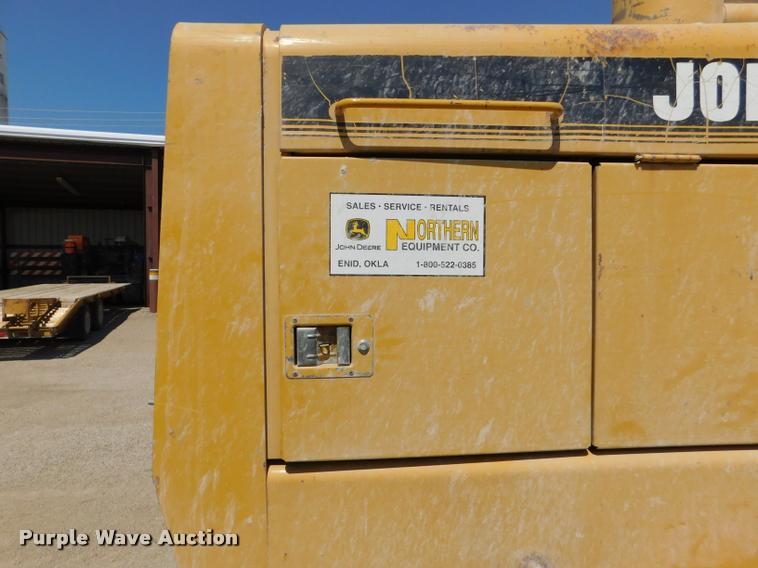 image for item DB9410 1994 John Deere 770BH motor grader