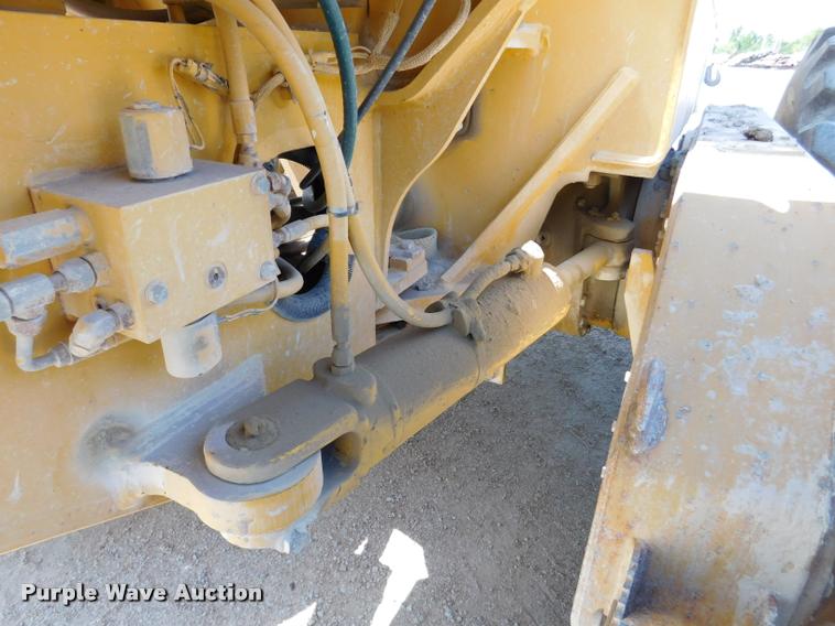 image for item DB9410 1994 John Deere 770BH motor grader