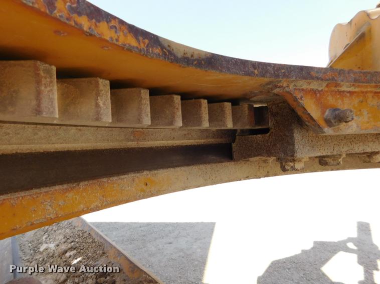 image for item DB9410 1994 John Deere 770BH motor grader