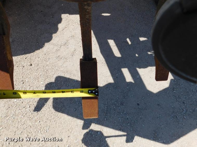 image for item DB9410 1994 John Deere 770BH motor grader