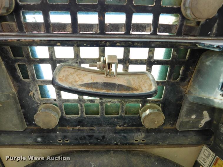 image for item DB9478 2004 Caterpillar 257B skid steer