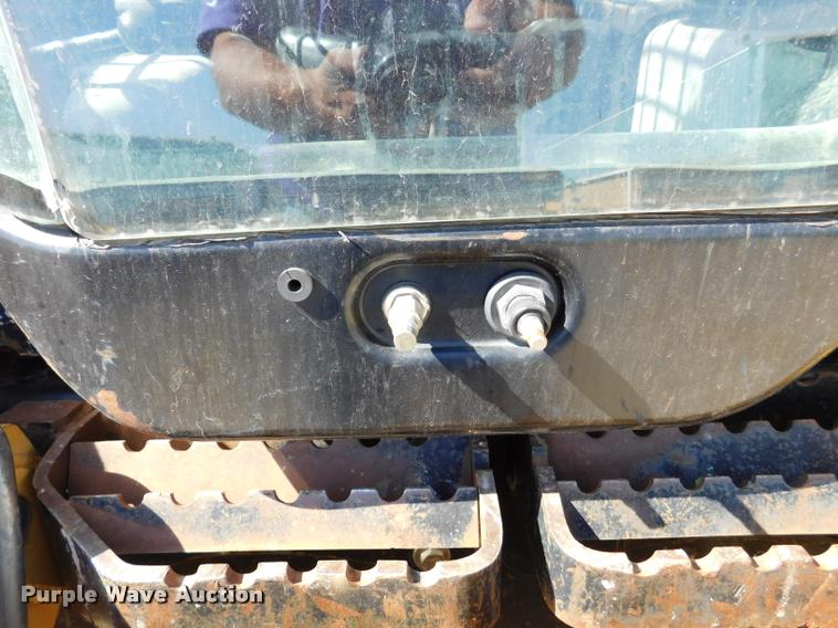 image for item DB9478 2004 Caterpillar 257B skid steer