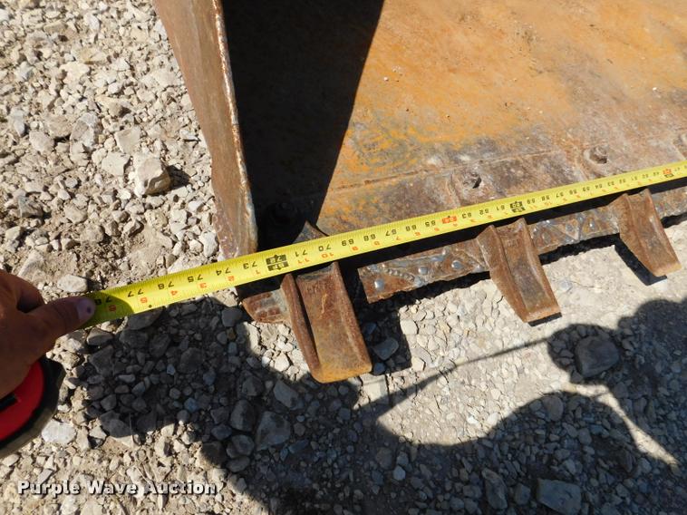 image for item DB9478 2004 Caterpillar 257B skid steer