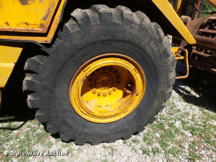 image for item DC6860 1976 John Deere 762 elevating scraper