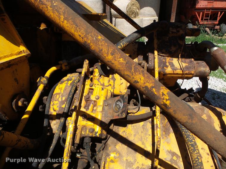 image for item DC6860 1976 John Deere 762 elevating scraper