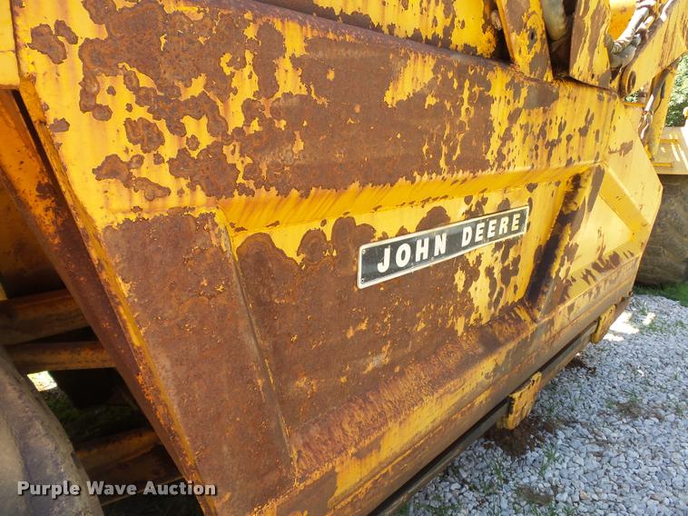 image for item DC6860 1976 John Deere 762 elevating scraper