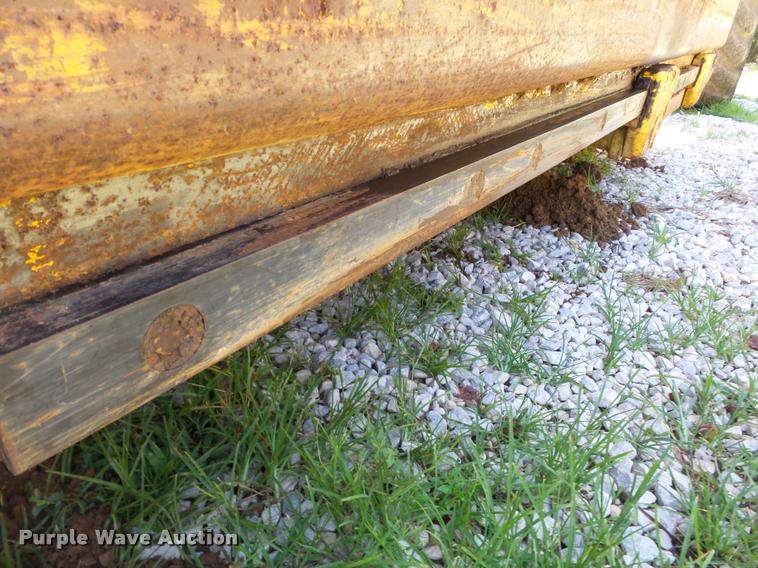 image for item DC6860 1976 John Deere 762 elevating scraper