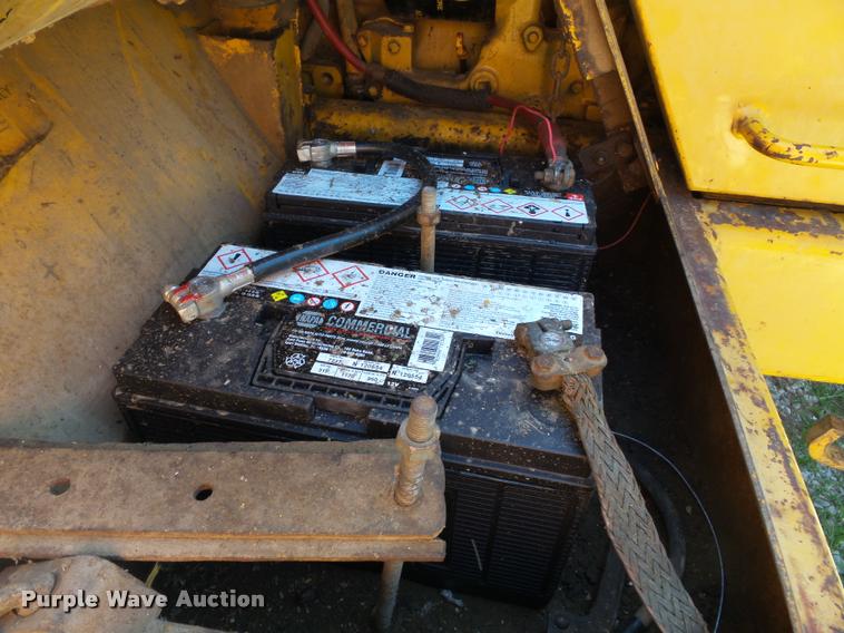 image for item DC6860 1976 John Deere 762 elevating scraper