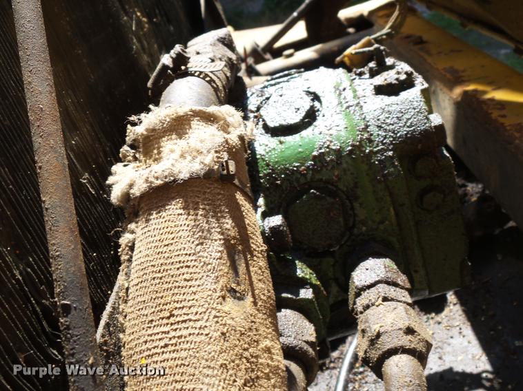 image for item DC6860 1976 John Deere 762 elevating scraper