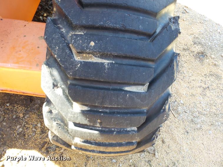 image for item DC6861 2000 JLG 450AJ boom lift