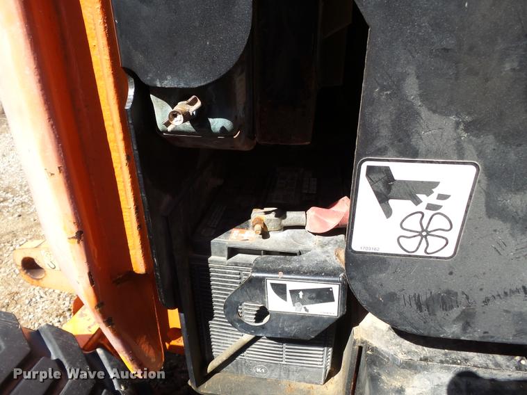 image for item DC6861 2000 JLG 450AJ boom lift