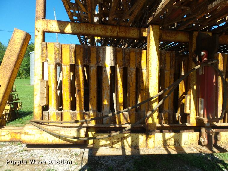 image for item DC6863 Morgan Jackup pass through scaffold