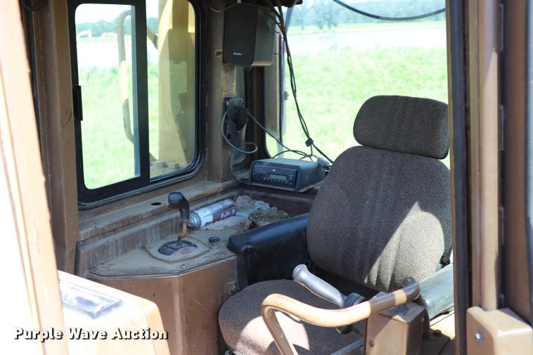image for item DK9574 1988 Caterpillar D8N dozer