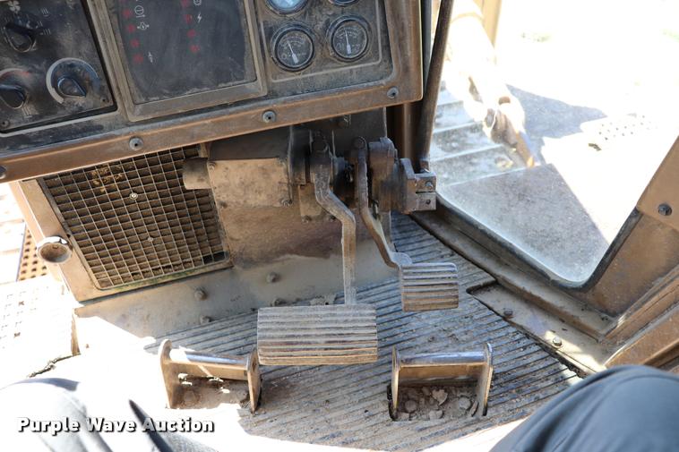 image for item DK9574 1988 Caterpillar D8N dozer