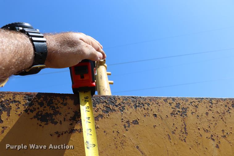 image for item DK9574 1988 Caterpillar D8N dozer