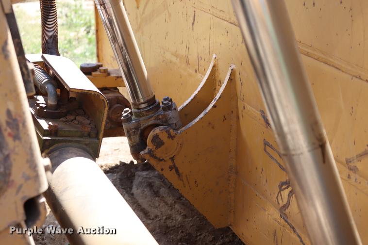 image for item DK9574 1988 Caterpillar D8N dozer