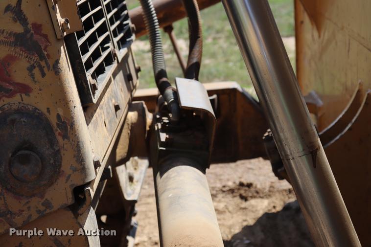 image for item DK9574 1988 Caterpillar D8N dozer